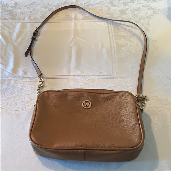 NWOT Michael Kors crossbody bag - Picture 1 of 8